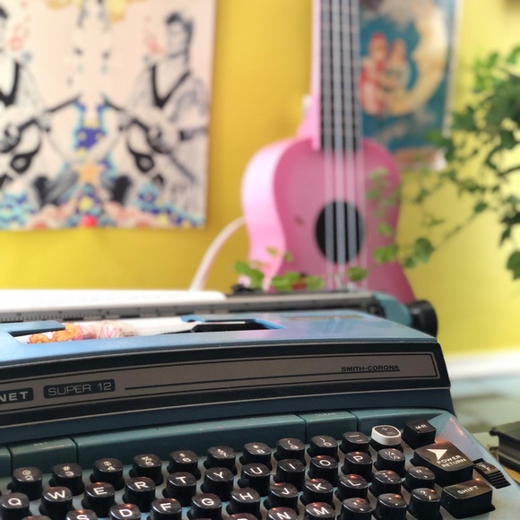 Meet your Posher, Corbyn - Picture 7 of 8